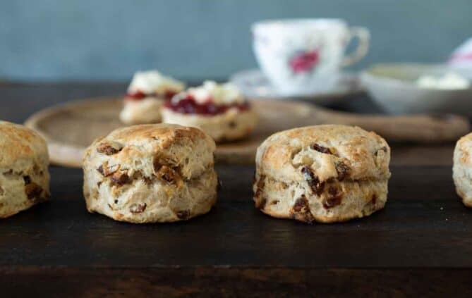 British scones with apple and dates