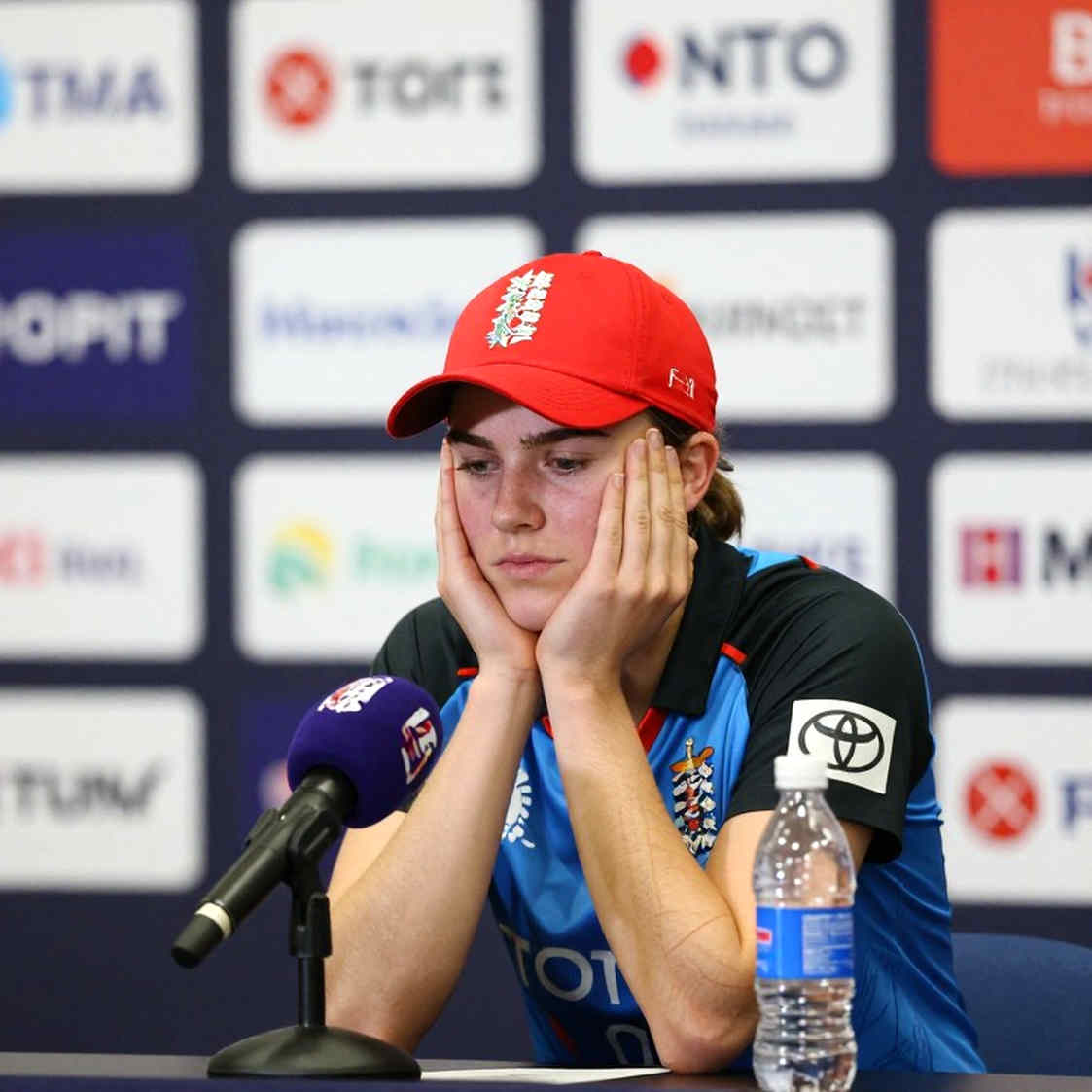 30 Off 30: The Six Quiet Overs at Kensington Oval and the Ledger Cricket Forgets