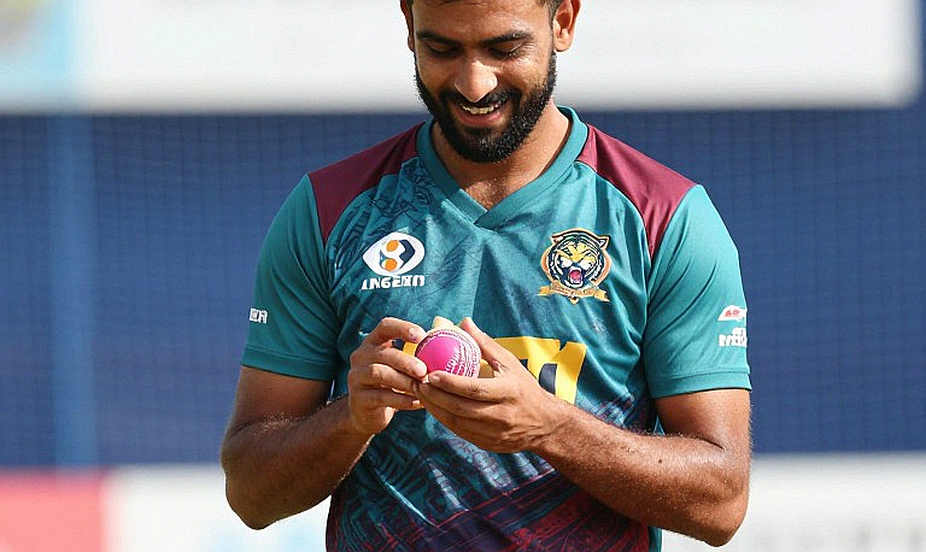 বড় দাম, ছোট হিসাব: ক্রিকেটের ট্রান্সফার উইন্ডো আসলে কাকে কিনছে