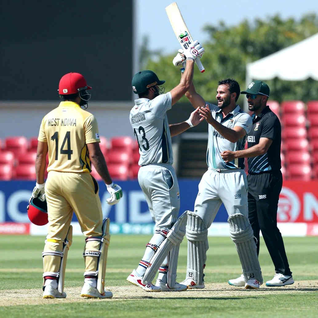 একটা বাউন্সার, একটা আঙুল আর ছয় টেস্টের সরু হিসাব