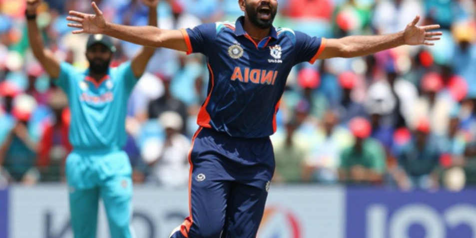 চায়ের বিরতিতে ২৩০ রানের লিড: মুশফিক-শান্তোর ৭১ রানের জোড়ার আড়ালে বাংলাদেশের আসল প্রশ্ন